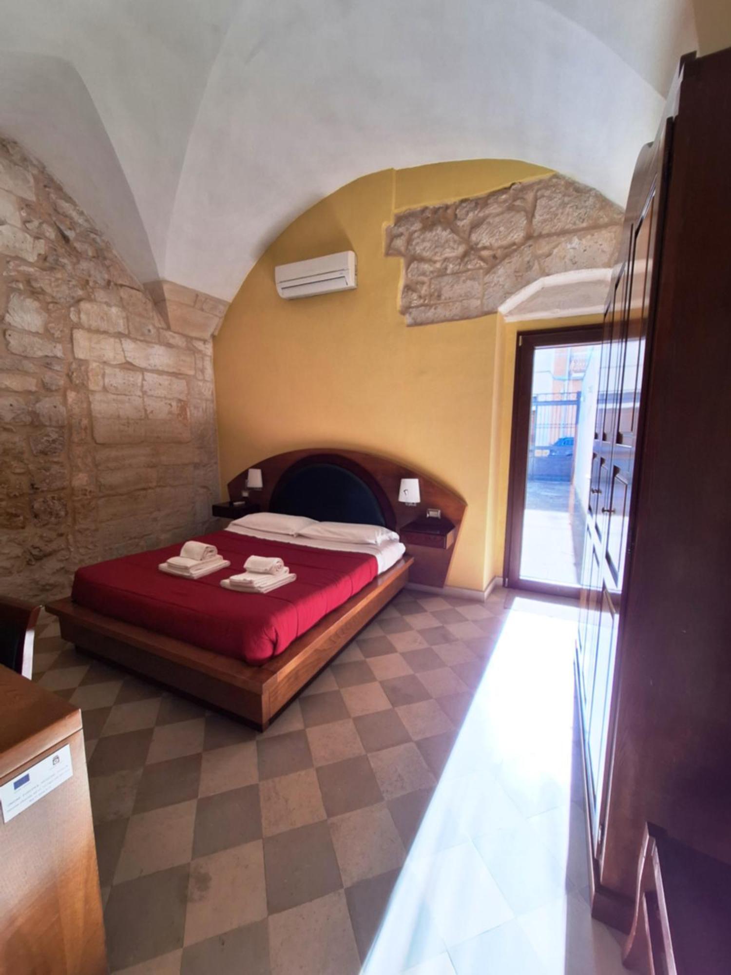 B&B Residenza Pizziniaco Lecce Buitenkant foto
