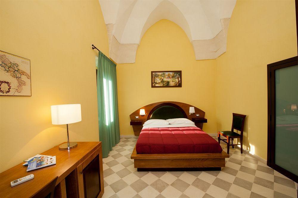 B&B Residenza Pizziniaco Lecce Buitenkant foto